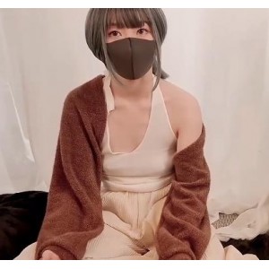 OnlyFans的网红少女-HongKongDoll玩偶姐姐情侣游戏扑克游戏打粑粑+[1V-813M]