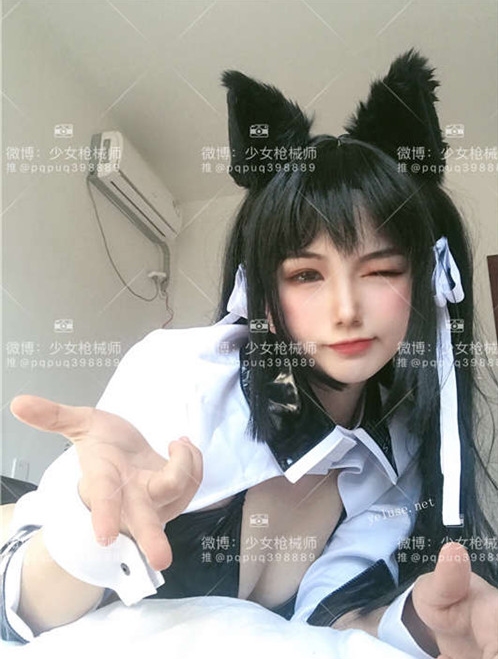 人气COSER的7V-620M少女枪械师牛奶小怪兽套