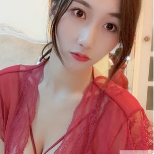 小小玉酱高清套图109V视频，熊猫直播网红主播Cosplay风格